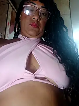 Snapshot of SabrinaColin chatting on 03.02.26 SabrinaColin online show from 03.02.26