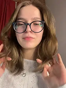 MyKittySayMeow online show from 02.25.26