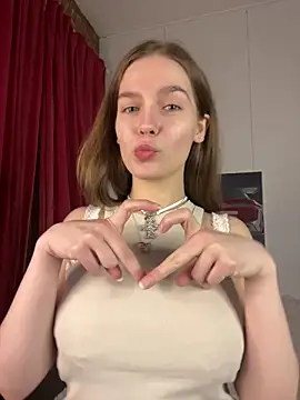 MyKittySayMeow online show from 04.14.26