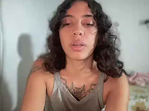 Snapshot of Antonia-bloom chatting on 02.12.26 Antonia-bloom online show from 02.12.26