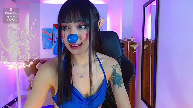 Snapshot of FIORELLA_L chatting on 02.18.26 FIORELLA L online show from 02.18.26