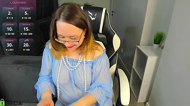 Dixon Ross online show from 04.07.26