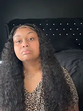 Snapshot of tipheragain chatting on 03.18.26 tipheragain online show from 03.18.26