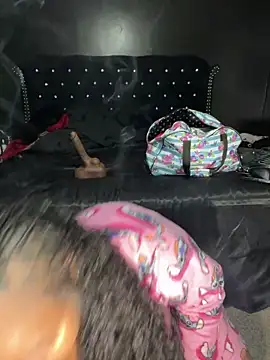 Snapshot of tipheragain chatting on 04.04.26 tipheragain online show from 04.04.26