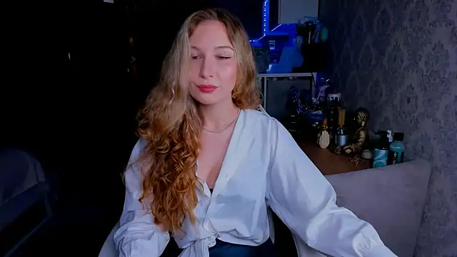 Snapshot of Marcellis_Charm chatting on 02.21.26 Marcellis Charm online show from 02.21.26