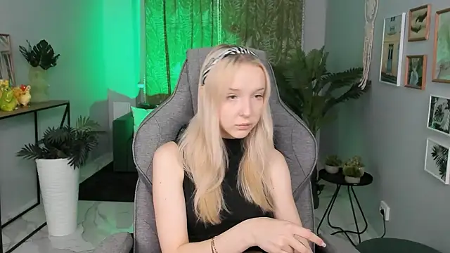 MaoqiBeverly online show from 03.08.26