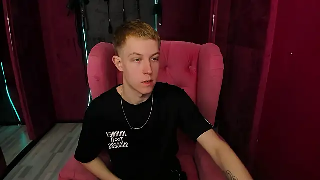 Snapshot of Dylan_Norton chatting on 03.01.26 Dylan Norton online show from 03.01.26