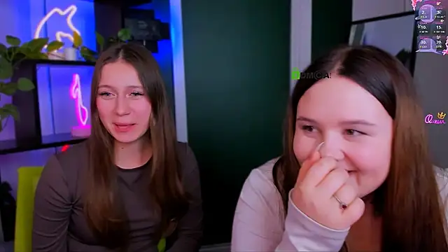 arianaa cat online show from 03.31.26