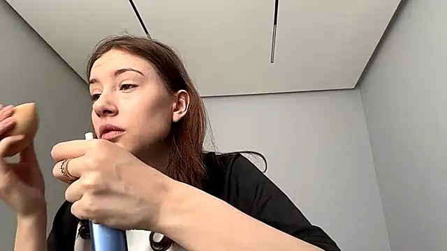 SofiaBlumer online show from 02.08.26