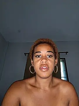 Snapshot of Seductive_Simon333 chatting on 02.01.26 Seductive Simon333 online show from 02.01.26