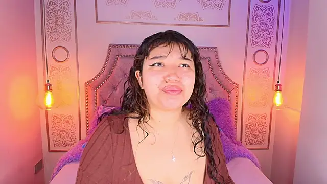 Snapshot of Honny_Blaice_ chatting on 02.16.26 Honny Blaice online show from 02.16.26