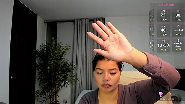 moonhelen online show from 05.27.26