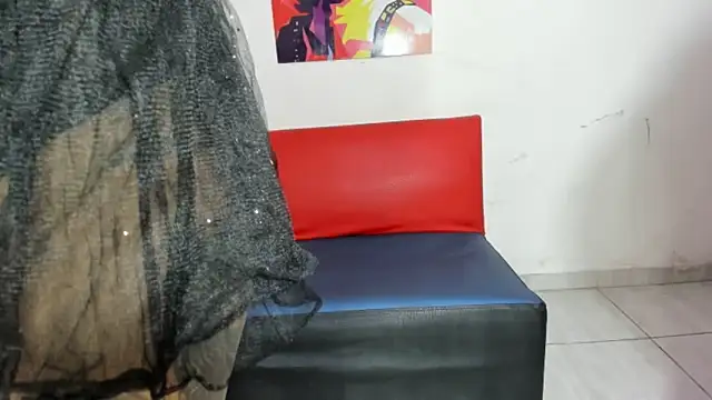 Snapshot of Hityour_bitchhard chatting on 02.14.26 Hityour bitchhard online show from 02.14.26