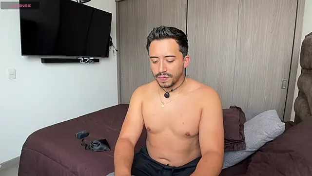 Sofii n Diego online show from 03.31.26