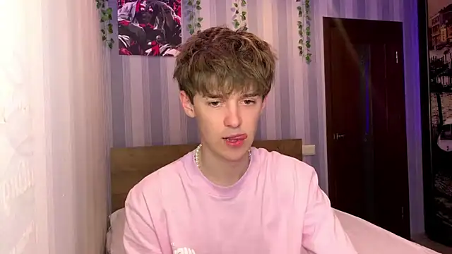 Sweet Dude online show from 04.20.26