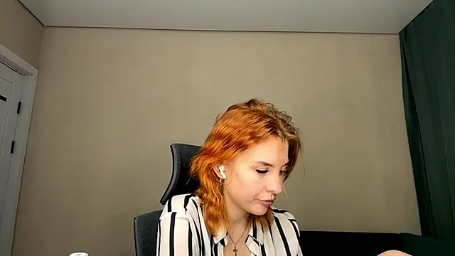 LuxuryRita online show from 02.09.26