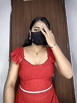 Snapshot of Alix_cuti chatting on 04.16.26 Alix cuti online show from 04.16.26