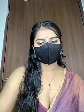 Snapshot of Alix_cuti chatting on 05.01.26 Alix cuti online show from 05.01.26