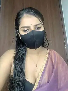 Snapshot of Alix_cuti chatting on 05.03.26 Alix cuti online show from 05.03.26