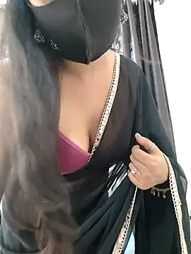 Snapshot of Alix_cuti chatting on 05.29.26 Alix cuti online show from 05.29.26