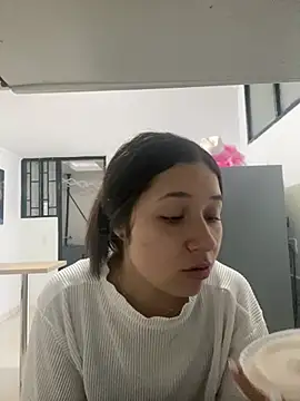 Snapshot of DULCE_MARIA_EF chatting on 02.01.26 DULCE MARIA EF online show from 02.01.26