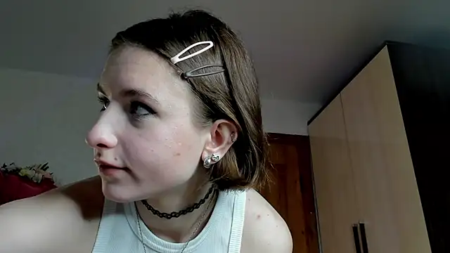 VelvetCaress online show from 05.15.26