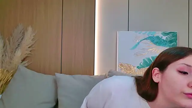 Anora Mills online show from 03.31.26