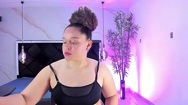 IrinaVoshh  online show from 04.18.26