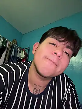 Snapshot of Aquiles69xx chatting on 06.18.26 Aquiles69xx online show from 06.18.26