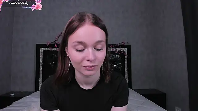 LillianPerry online show from 03.12.26