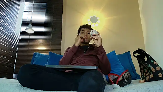 Damon Salvarote S online show from 03.25.26