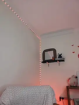 Snapshot of LilaRvsh chatting on 02.19.26 LilaRvsh online show from 02.19.26