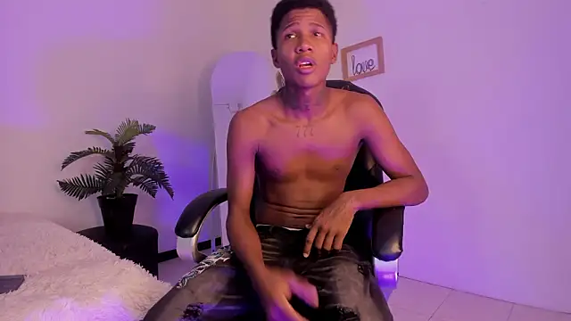 Snapshot of im_oleiderr chatting on 03.02.26 im oleiderr online show from 03.02.26