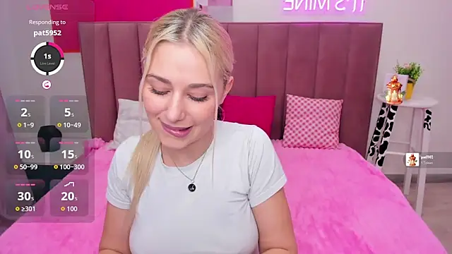 MIla Stunning online show from 04.01.26