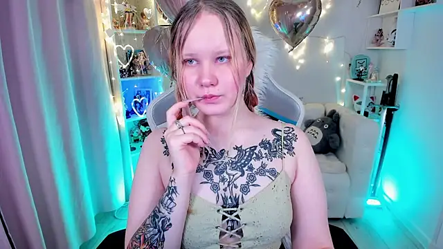 AnnieVibe online show from 02.15.26