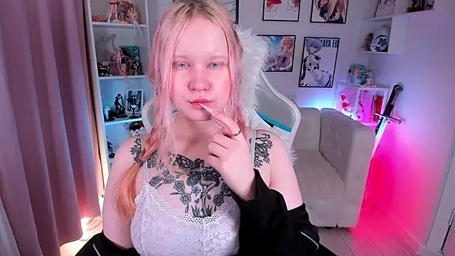 AnnieVibe online show from 04.06.26