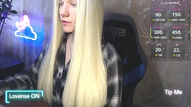 Shiny Victoria online show from 03.20.26