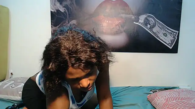 Snapshot of karen-001 chatting on 02.12.26 karen-001 online show from 02.12.26