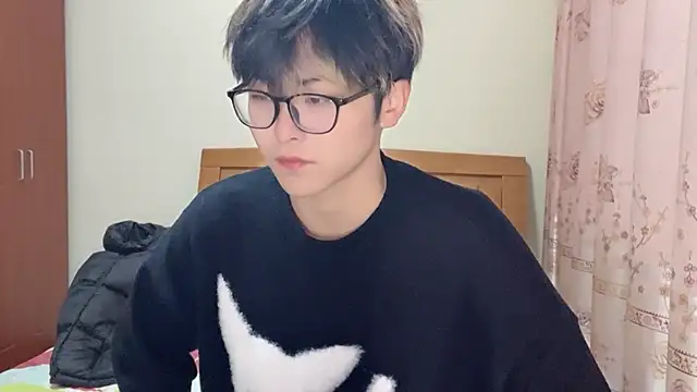 Snapshot of zijunzbzs chatting on 02.20.26 zijunzbzs online show from 02.20.26