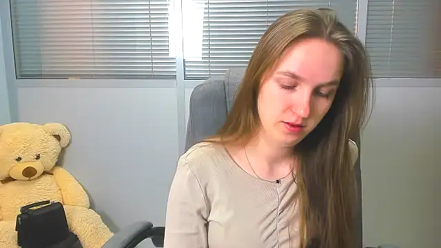 Snapshot of Nessi-Morris chatting on 02.03.26 Nessi-Morris online show from 02.03.26