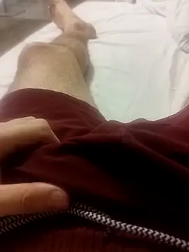 Snapshot of bansjjsjxb chatting on 02.13.26 bansjjsjxb online show from 02.13.26