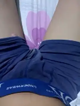 Snapshot of dallm5 chatting on 04.06.26 dallm5 online show from 04.06.26