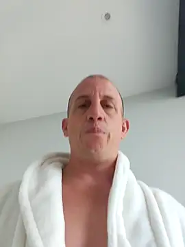 Snapshot of superhotpapi chatting on 02.26.26 superhotpapi online show from 02.26.26