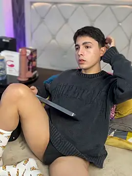 Snapshot of Samu_Hott chatting on 02.19.26 Samu Hott online show from 02.19.26