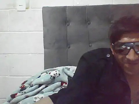 Snapshot of FierrudoMora777 chatting on 03.23.26 FierrudoMora777 online show from 03.23.26