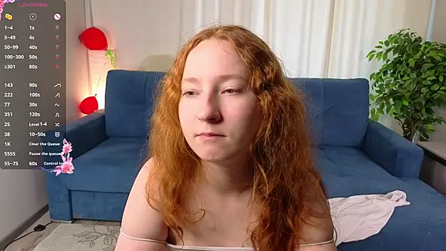 Snapshot of MaraButtrey chatting on 02.20.26 MaraButtrey online show from 02.20.26