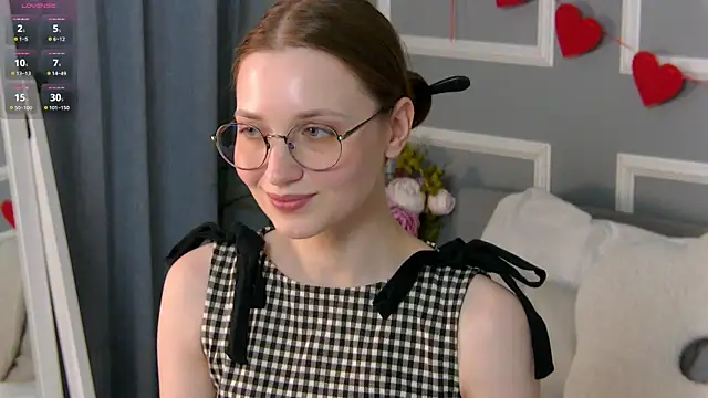 EmmaSagge online show from 06.15.26