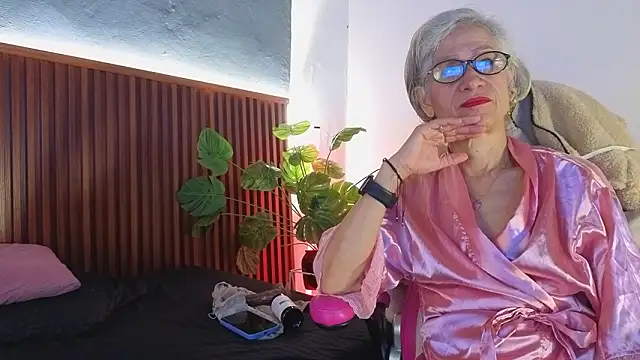 miss monserrate01 online show from 02.11.26