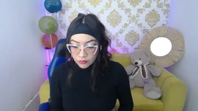 Snapshot of ALISS_M_ chatting on 02.19.26 ALISS M online show from 02.19.26