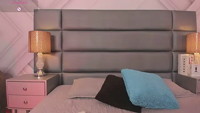 AlexaFoxx  online show from 03.21.26